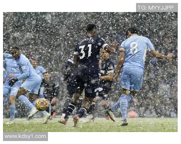 京多安的足球之路：从青涩少年到世界顶级中场的华丽蜕变